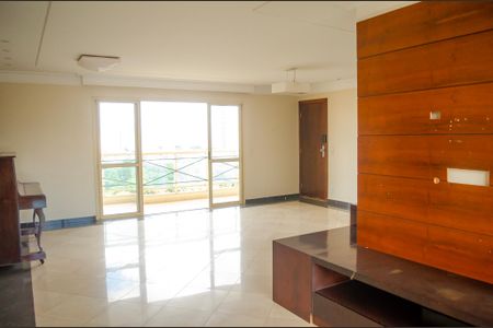 Apartamento para alugar com 164m², 4 quartos e 3 vagas