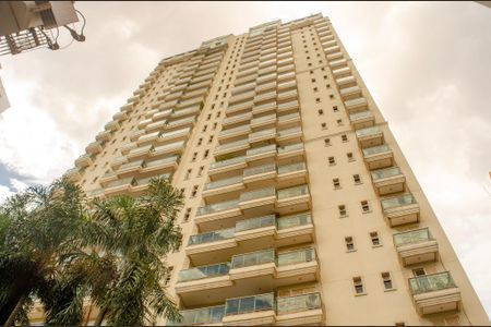 Apartamento para alugar com 164m², 4 quartos e 3 vagas