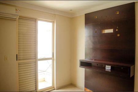 Apartamento para alugar com 164m², 4 quartos e 3 vagas