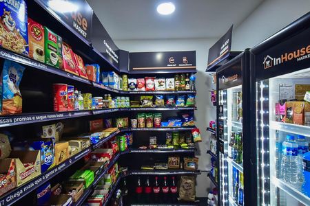 Apartamento à venda com 64m², 2 quartos e 2 vagasMercadinho