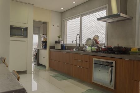 Apartamento à venda com 580m², 4 quartos e 6 vagas Apartamento à venda com 580m², 4 quartos e 6 vagasCozinha
