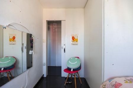 Apartamento à venda com 64m², 3 quartos e 1 vagaQuarto 2