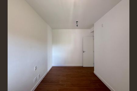 Apartamento para alugar com 74m², 3 quartos e 1 vagaSuíte 