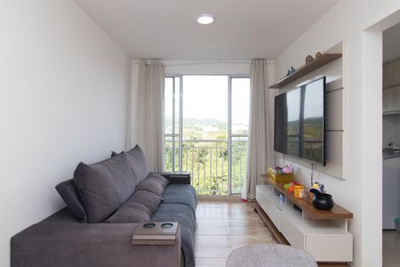 Sala de apartamento à venda com 2 quartos, 58m² em Vila Nova, Porto Alegre