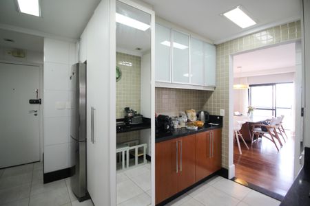 Apartamento à venda com 117m², 3 quartos e 4 vagasCozinha