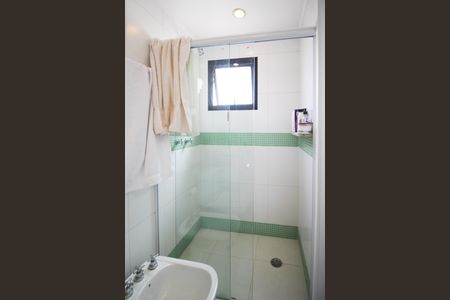 Apartamento à venda com 117m², 3 quartos e 4 vagasBanheiro da Suíte 2