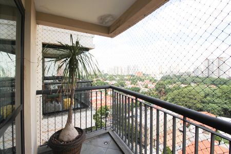 Varanda de apartamento à venda com 3 quartos, 117m² em Moema, São Paulo