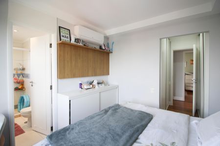 Apartamento à venda com 117m², 3 quartos e 4 vagasSuíte 1