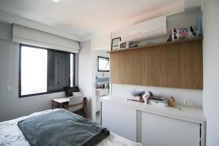 Apartamento à venda com 117m², 3 quartos e 4 vagasSuíte 1