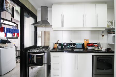 Apartamento à venda com 117m², 3 quartos e 4 vagasCozinha