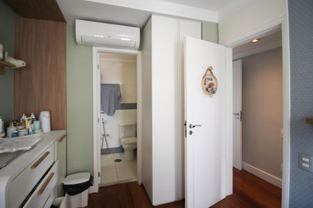 Apartamento à venda com 117m², 3 quartos e 4 vagasSuíte 3