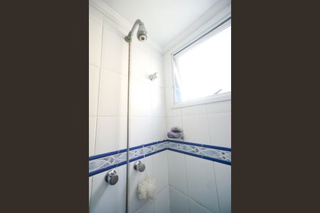 Apartamento à venda com 83m², 4 quartos e 1 vagaChuveiro