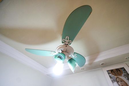 Apartamento à venda com 83m², 4 quartos e 1 vagaVentilador de teto