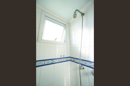 Apartamento à venda com 83m², 4 quartos e 1 vagaChuveiro