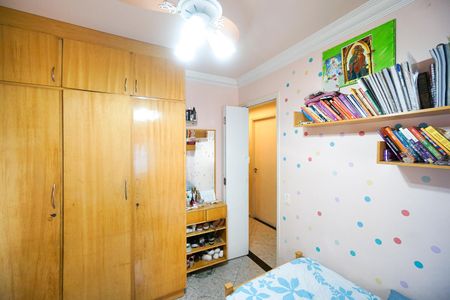 Apartamento à venda com 83m², 4 quartos e 1 vagaQuarto 01