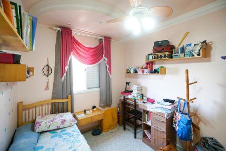 Apartamento à venda com 83m², 4 quartos e 1 vagaQuarto 01