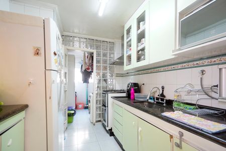 Apartamento à venda com 83m², 4 quartos e 1 vagaCozinha