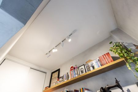 Apartamento à venda com 84m², 2 quartos e sem vagaEscritório