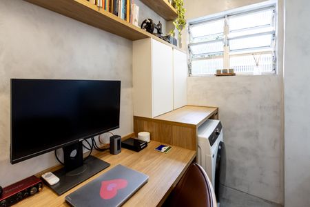 Apartamento à venda com 84m², 2 quartos e sem vagaEscritório