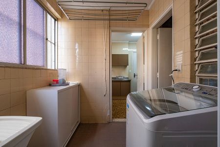 Apartamento à venda com 131m², 3 quartos e 1 vaga Apartamento à venda com 131m², 3 quartos e 1 vagaÁrea de Serviço