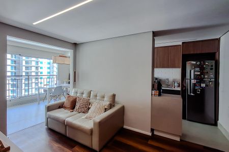 Sala de apartamento à venda com 2 quartos, 69m² em Vila Dom Pedro I, São Paulo