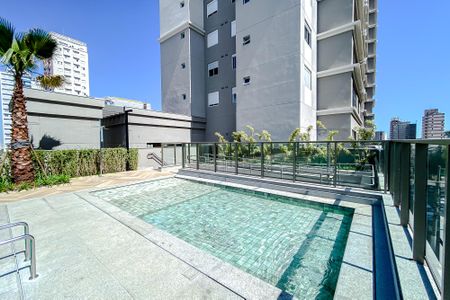 Apartamento à venda com 69m², 2 quartos e 2 vagasÁrea comum - Piscina
