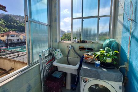 Apartamento à venda com 102m², 3 quartos e 1 vaga Apartamento à venda com 102m², 3 quartos e 1 vagaÁrea de Serviço