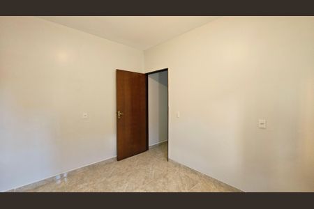 Casa para alugar com 120m², 2 quartos e sem vaga