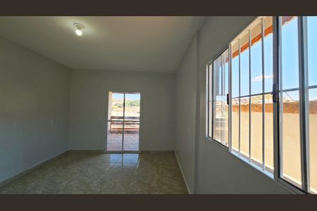 Casa para alugar com 120m², 2 quartos e sem vaga
