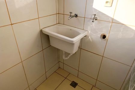 Apartamento para alugar com 50m², 2 quartos e sem vagaCozinha e Área de Serviço