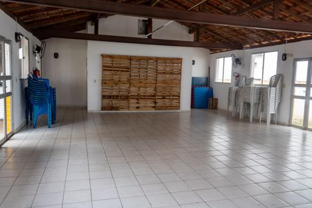 Apartamento para alugar com 50m², 2 quartos e sem vagaÁrea comum - Salão de festas