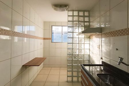 Apartamento para alugar com 50m², 2 quartos e sem vagaBanheiro