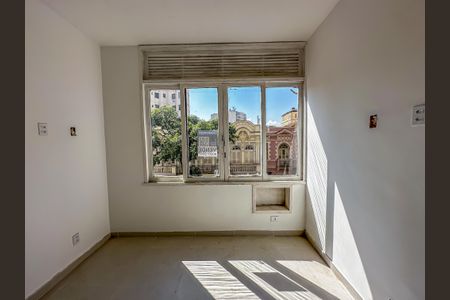 Kitnet/Studio à venda com 1 quarto, 43m² em Lapa, Rio de Janeiro