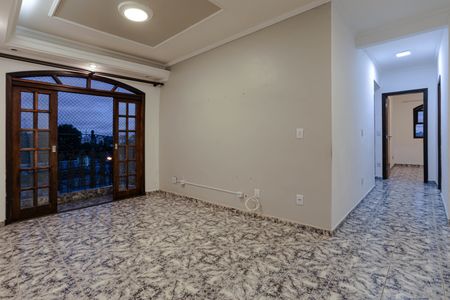 Apartamento para alugar com 83m², 3 quartos e 1 vagaSala