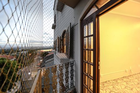 Apartamento para alugar com 83m², 3 quartos e 1 vagaSacada