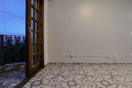 Apartamento para alugar com 83m², 3 quartos e 1 vagaSala