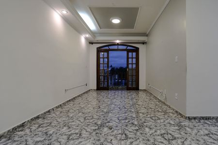 Apartamento para alugar com 83m², 3 quartos e 1 vagaSala