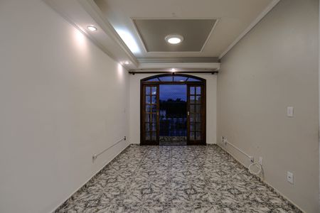 Apartamento para alugar com 83m², 3 quartos e 1 vagaSala