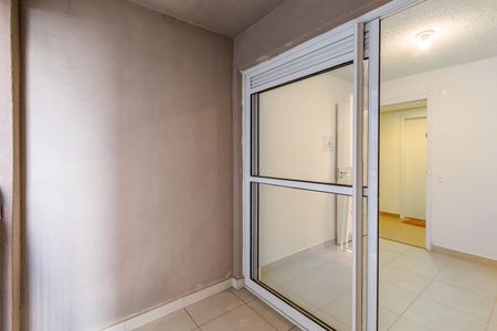 Varanda de apartamento para alugar com 2 quartos, 40m² em Parque Industrial Tomas Edson, São Paulo
