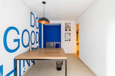 Apartamento para alugar com 40m², 2 quartos e sem vagaÁrea comum - Coworking