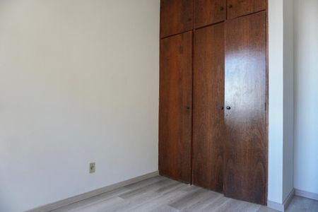 Apartamento para alugar com 120m², 3 quartos e 1 vagaQuarto 2