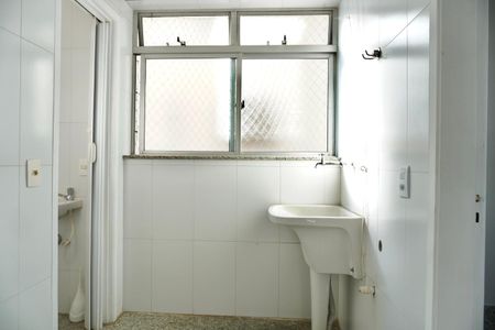 Apartamento para alugar com 120m², 3 quartos e 1 vagaÁrea de Serviço