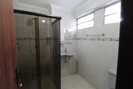 Casa para alugar com 160m², 3 quartos e sem vagaBanheiro do Quarto 3