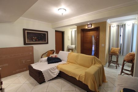 Sala de casa para alugar com 3 quartos, 160m² em Parque Ipe, São Paulo