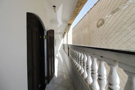 Varanda de casa para alugar com 3 quartos, 160m² em Parque Ipe, São Paulo