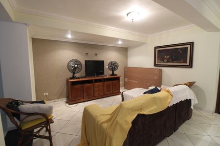 Sala de casa para alugar com 3 quartos, 160m² em Parque Ipe, São Paulo