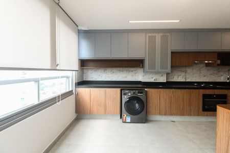 Varanda  de apartamento para alugar com 2 quartos, 63m² em Vila Azevedo, São Paulo