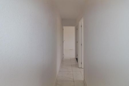 Corredor dos Quartos de apartamento para alugar com 2 quartos, 42m² em Jardim Egle, São Paulo