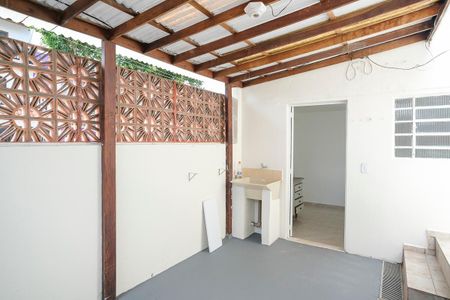 Casa para alugar com 50m², 1 quarto e sem vagaÁrea de serviço