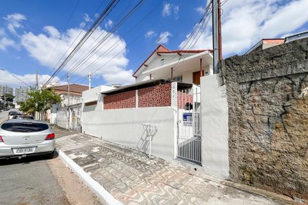 Casa para alugar com 50m², 1 quarto e sem vagaFachada + plaquinha